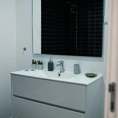 Swordfish Sea View Apartament *